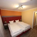 Hotel Waldblick Bsr Garten Mit Pavillons Im Schwarzwald, Ideal Fuer Paare, Familien, Hunde